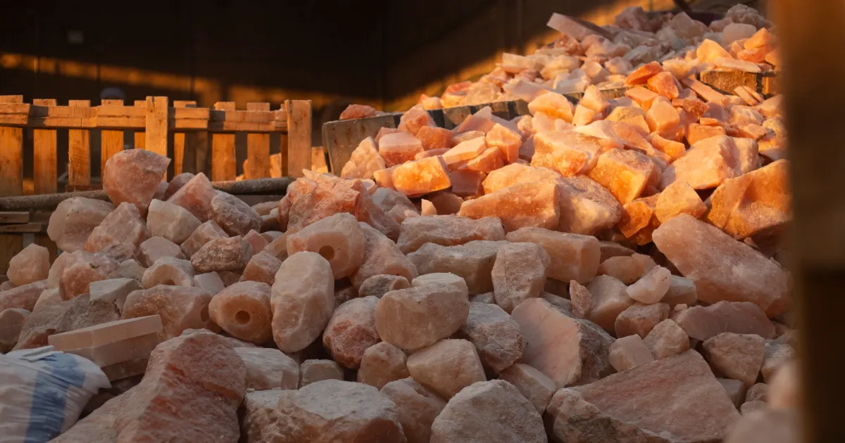 A salt factory with a pile of Himalayan salt.
